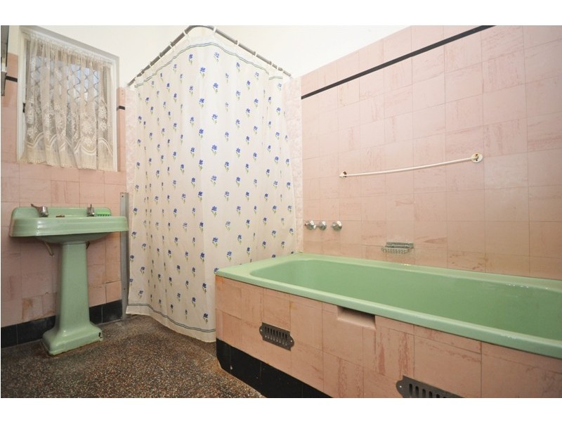 1 Forrestall Road, Elizabeth Downs SA 5113