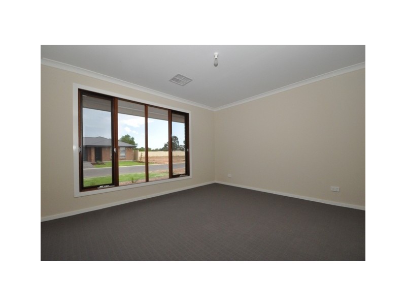 21 Biarritz Street, Munno Para West SA 5115