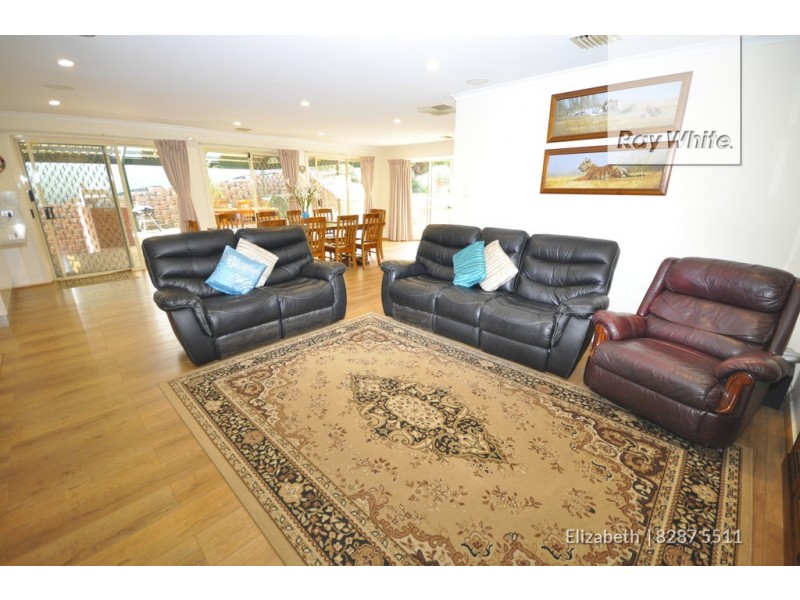 2 Hammond Close, Hillbank SA 5112