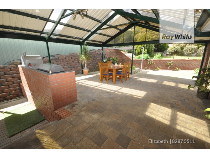 2 Hammond Close, Hillbank SA 5112