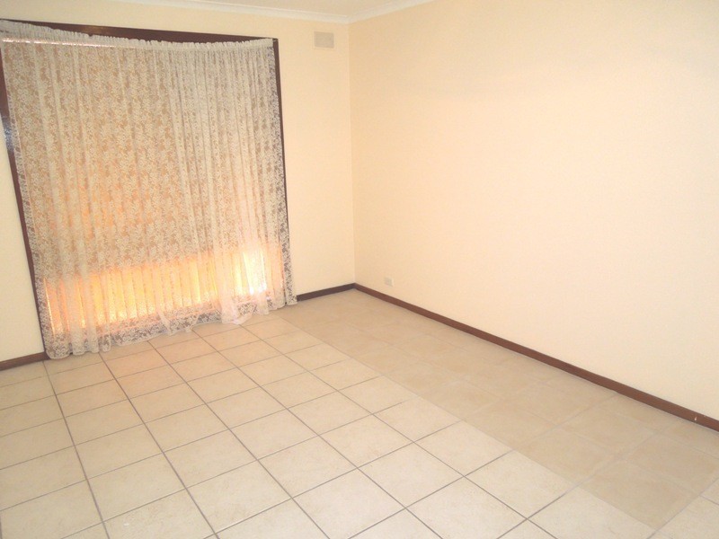 6 Grant Avenue, Salisbury Downs SA 5108