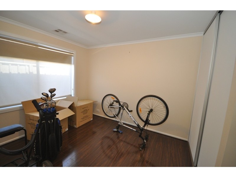 10 Chateau Avenue, Andrews Farm SA 5114