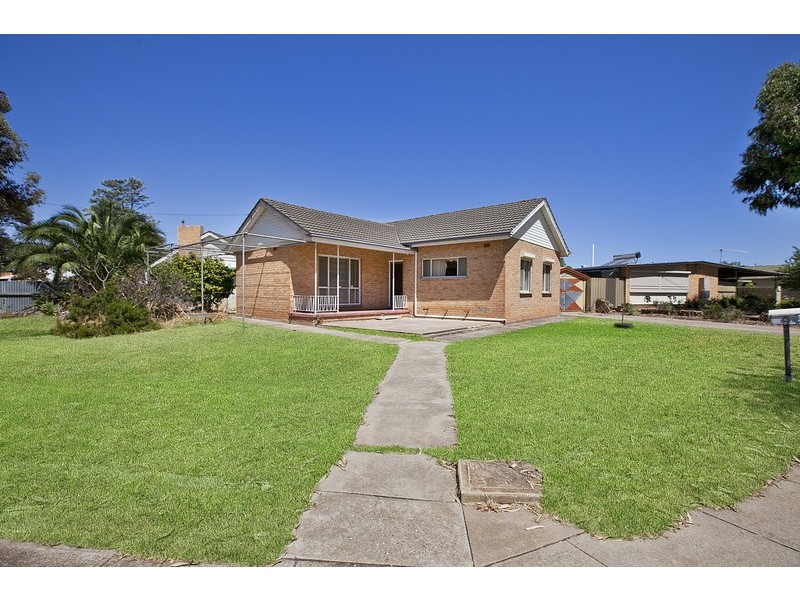 9 Jarvis Road, Elizabeth Vale SA 5112