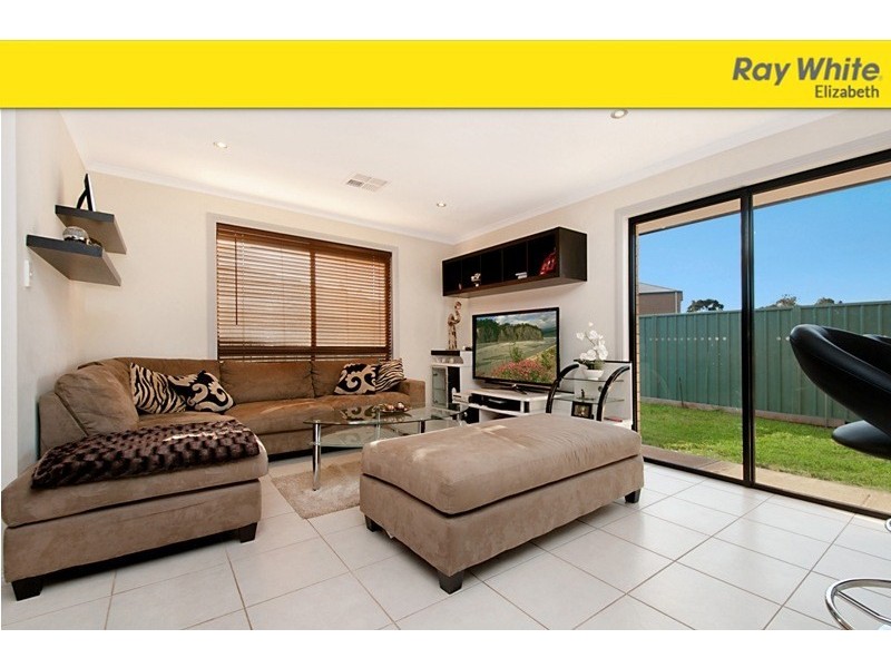 8. Dover Pl., Elizabeth Park SA 5113