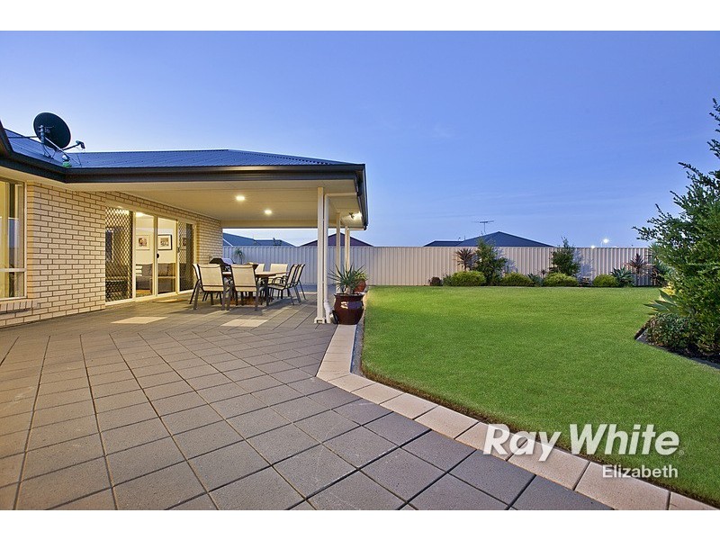 10 Alexios Court, Munno Para West SA 5115