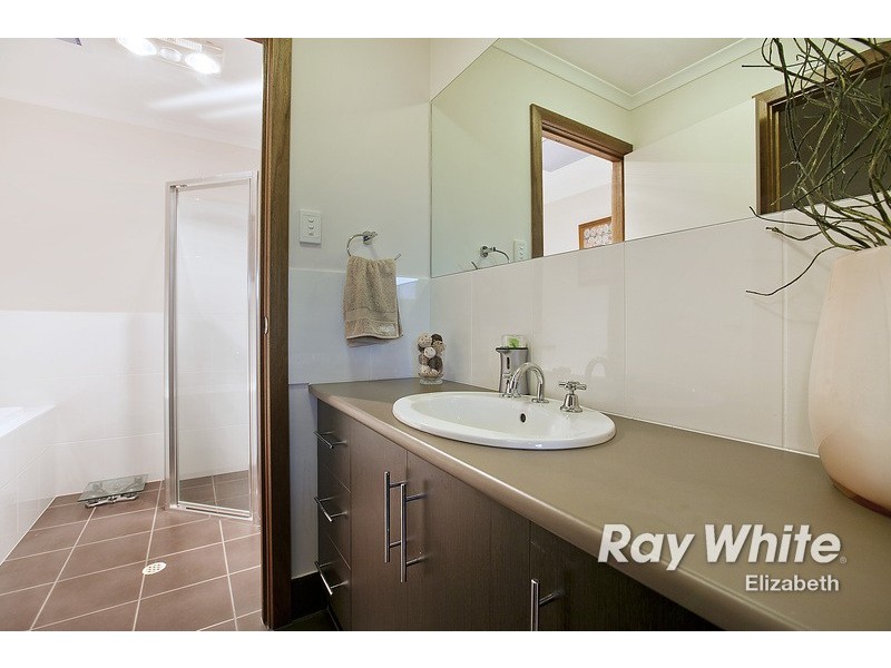 10 Alexios Court, Munno Para West SA 5115