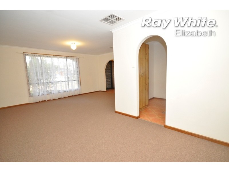 23 Caulfield Crescent, Paralowie SA 5108