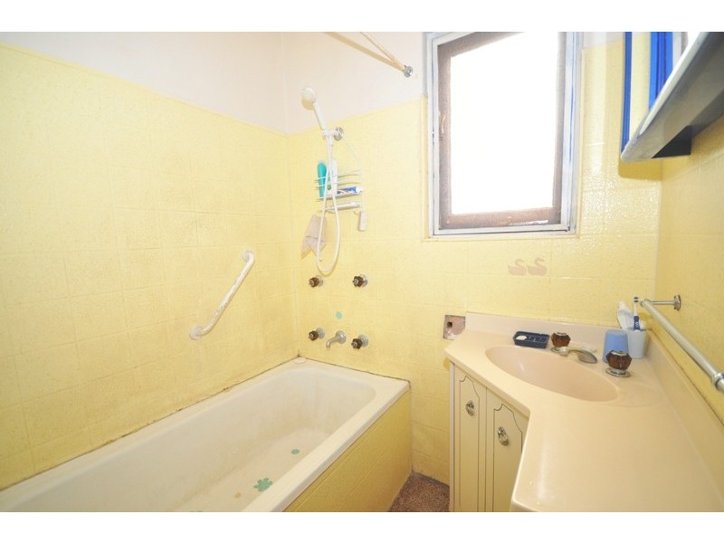 12. Hamblynn Road, Elizabeth Downs SA 5113