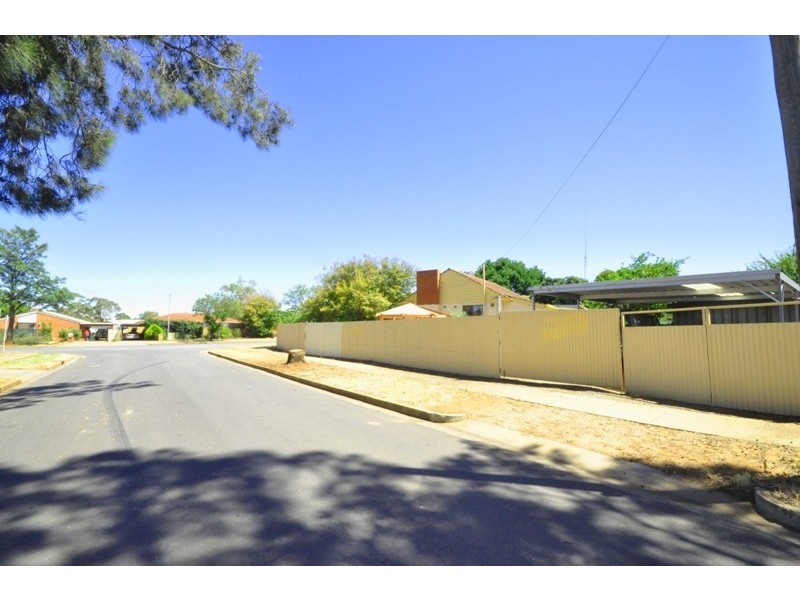 12. Hamblynn Road, Elizabeth Downs SA 5113