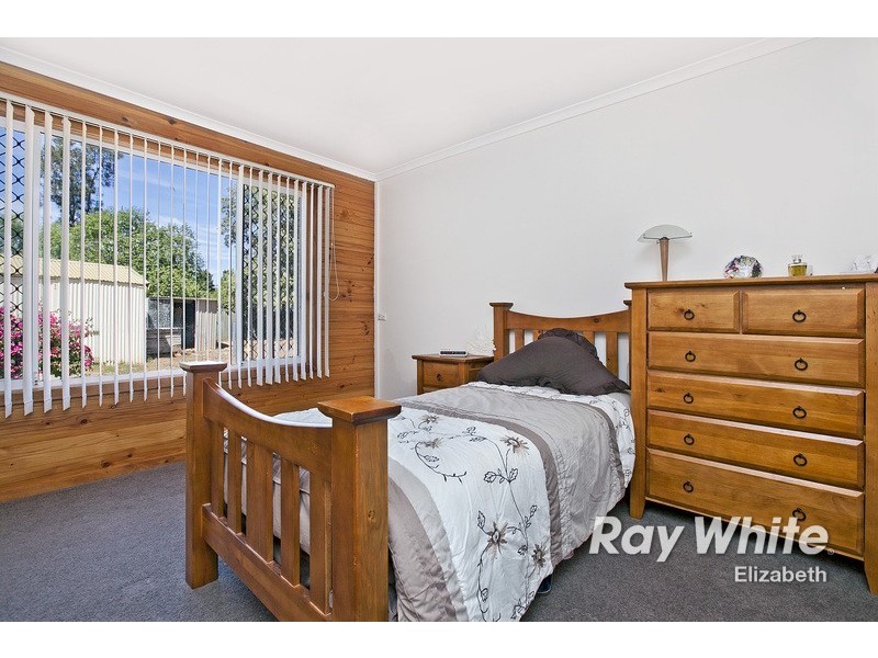 8 Nautilus Road, Elizabeth East SA 5112
