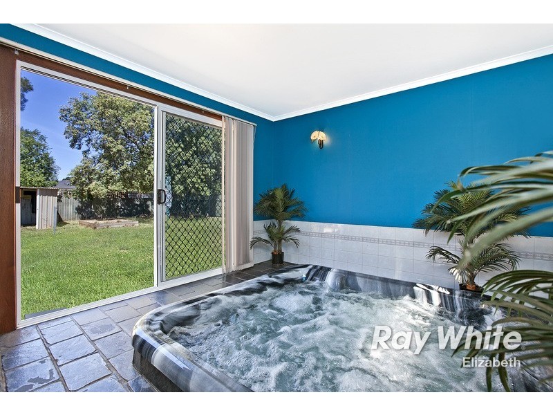 8 Nautilus Road, Elizabeth East SA 5112