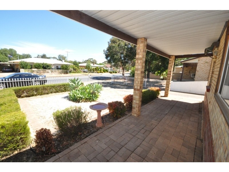 11 Guerin Road, Elizabeth Vale SA 5112