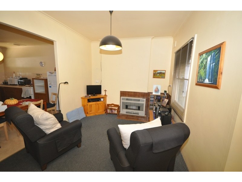 11 Guerin Road, Elizabeth Vale SA 5112