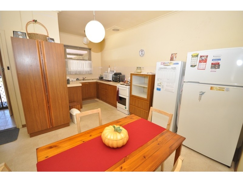 11 Guerin Road, Elizabeth Vale SA 5112