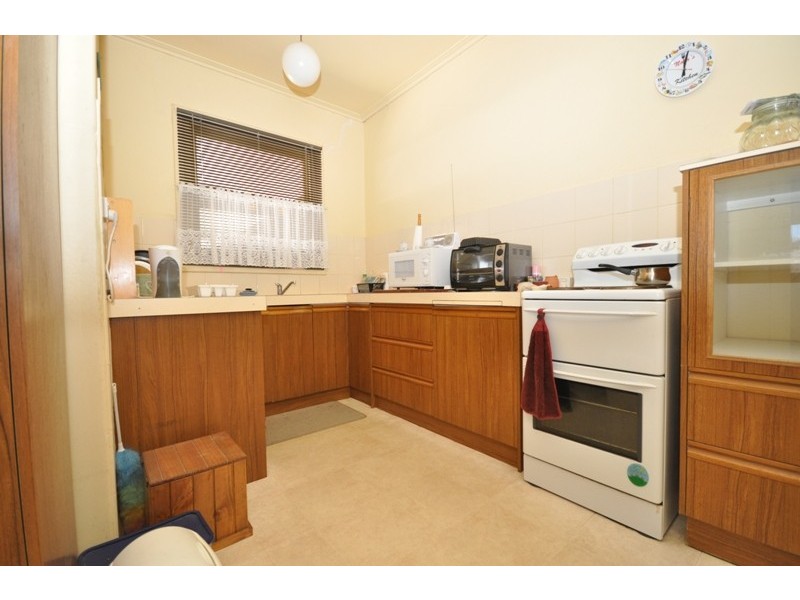 11 Guerin Road, Elizabeth Vale SA 5112