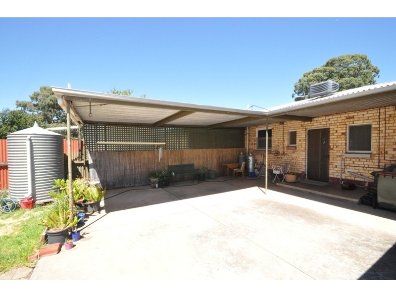 11 Guerin Road, Elizabeth Vale SA 5112