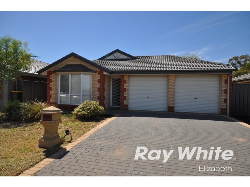 141 Lakeside Drive, Andrews Farm SA 5114