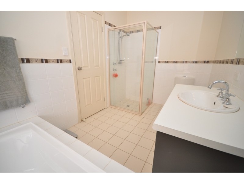 14 Strathmore Avenue, Smithfield SA 5114