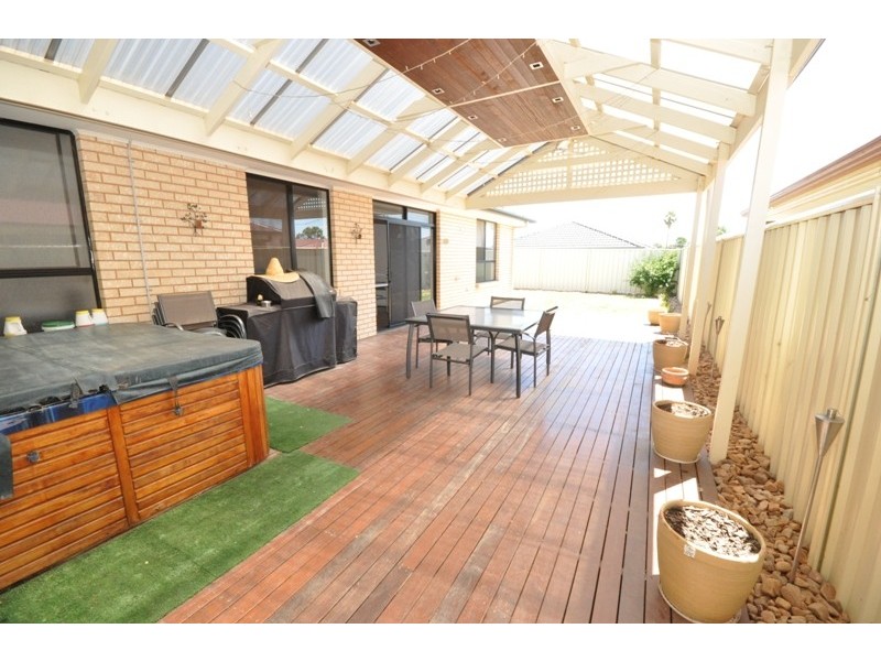 14 Strathmore Avenue, Smithfield SA 5114