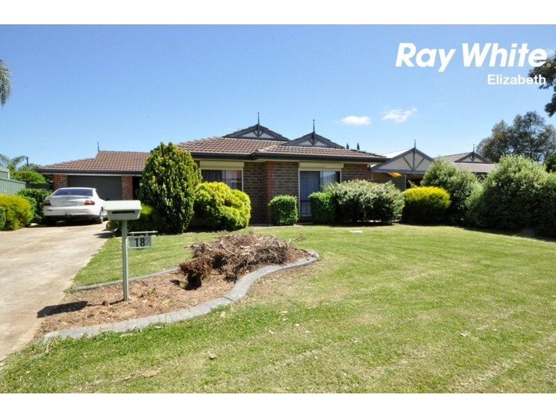 18 Maplewood Dr, Blakeview SA 5114