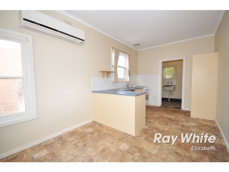 5 Dauntsey Road, Elizabeth SA 5112