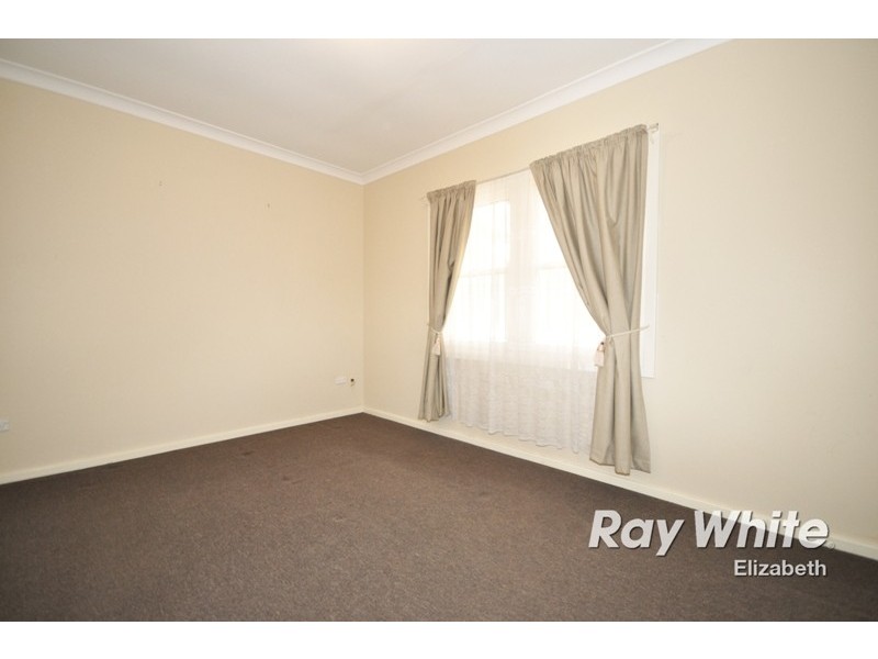 5 Dauntsey Road, Elizabeth SA 5112