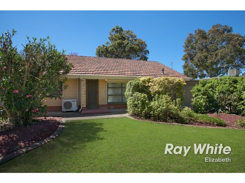 8 Diana Avenue, Parafield Gardens SA 5107