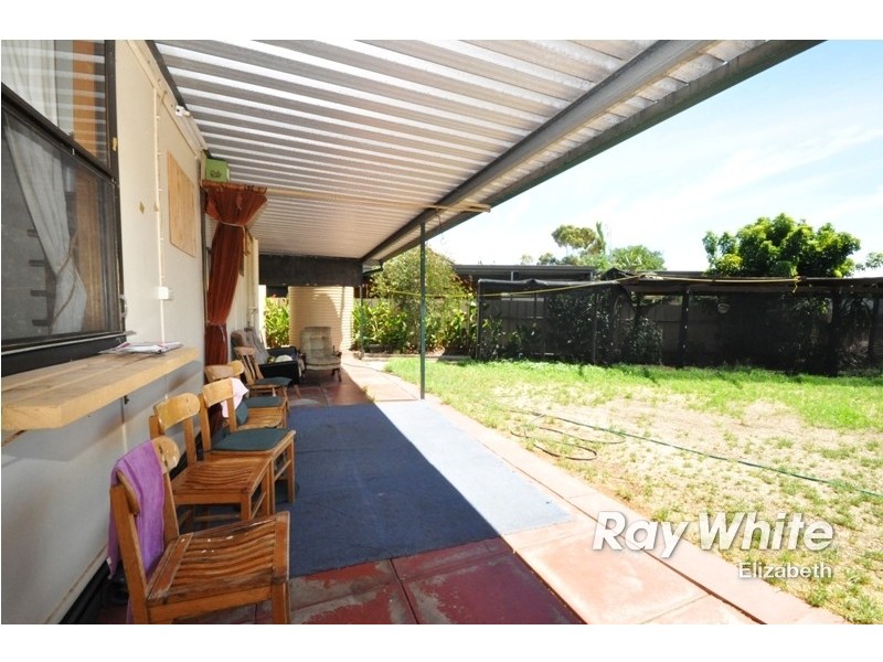 26 Manningford Road, Elizabeth South SA 5112
