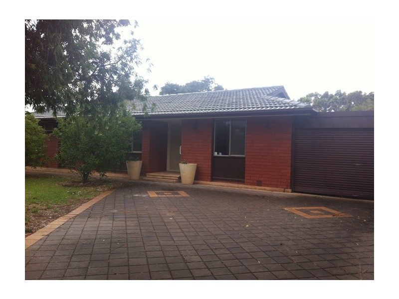23 Broughton Road, Elizabeth Vale SA 5112
