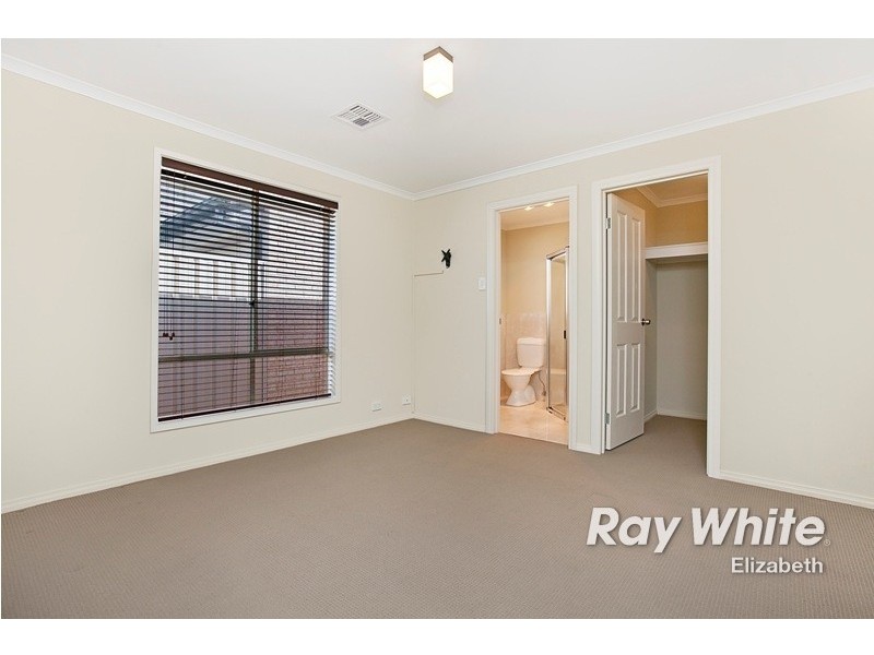 36 Banff Street, Burton SA 5110