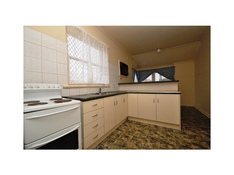 108 Goodman Road, Elizabeth South SA 5112