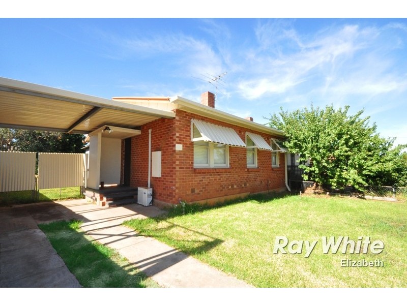 24 Stakes Crescent, Elizabeth Downs SA 5113
