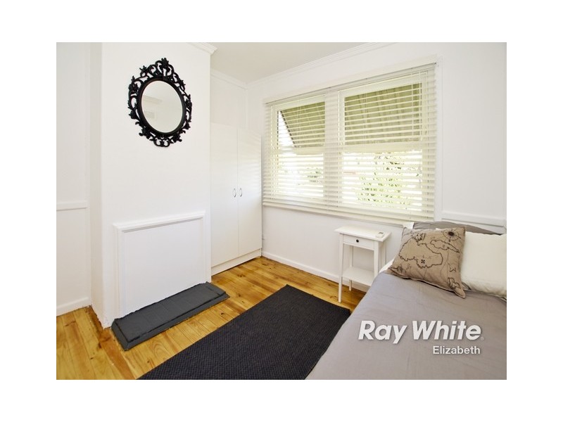 24 Stakes Crescent, Elizabeth Downs SA 5113