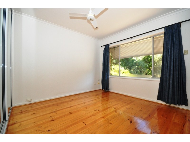 16 Down Drive, Valley View SA 5093