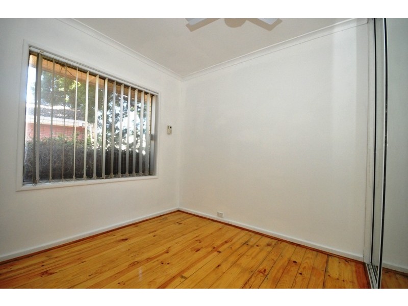 16 Down Drive, Valley View SA 5093