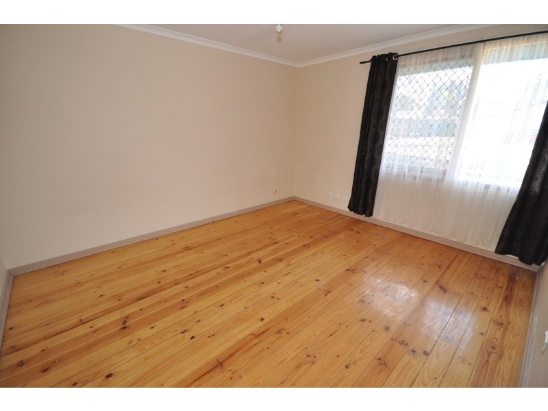 18 Cavenagh Street, Elizabeth Downs SA 5113