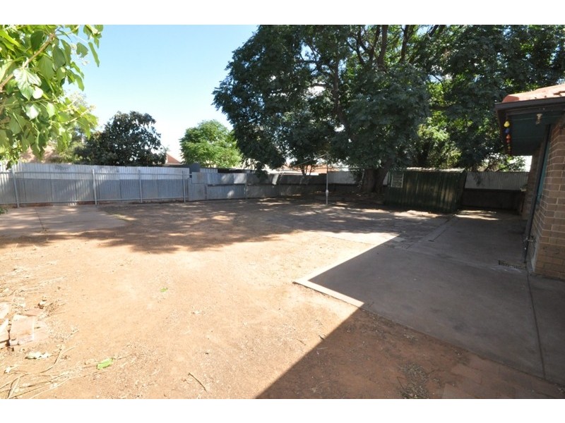 18 Cavenagh Street, Elizabeth Downs SA 5113