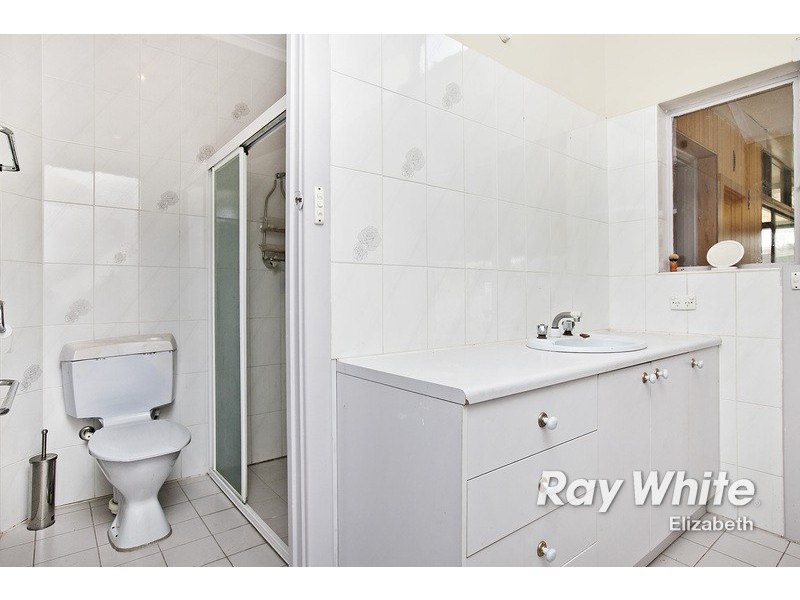 17 Jennifer Terrace, Parafield Gardens SA 5107