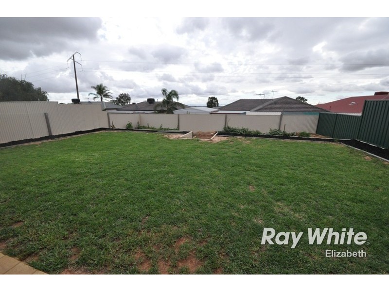 18 Garrad Street, Blakeview SA 5114