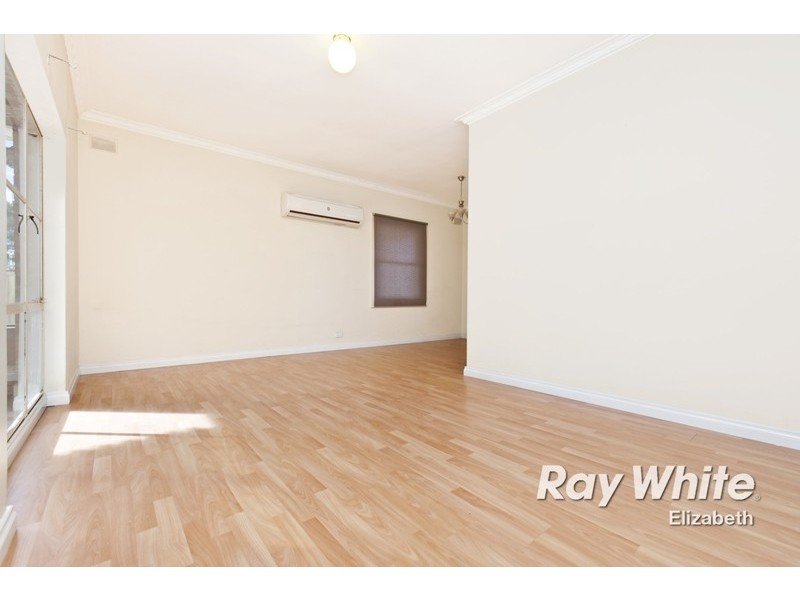 25 Marleycombe Road, Elizabeth Vale SA 5112