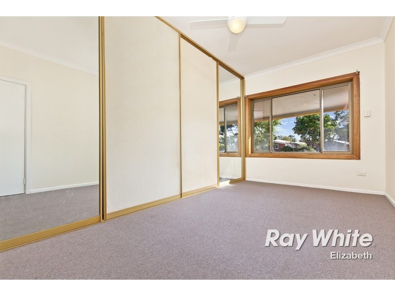 25 Marleycombe Road, Elizabeth Vale SA 5112