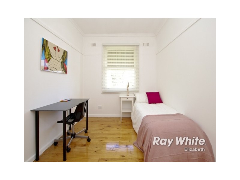 24. Stakes Crescent, Elizabeth Downs SA 5113