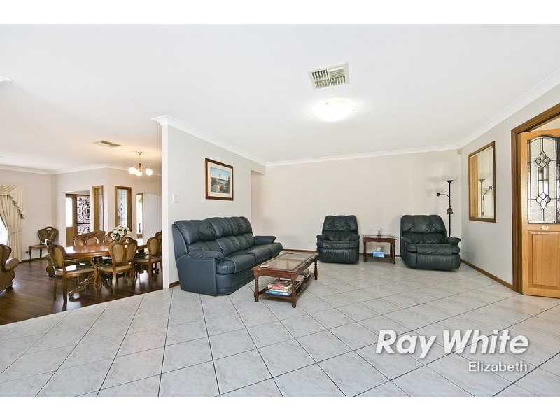 23 Modra Circuit, Hillbank SA 5112