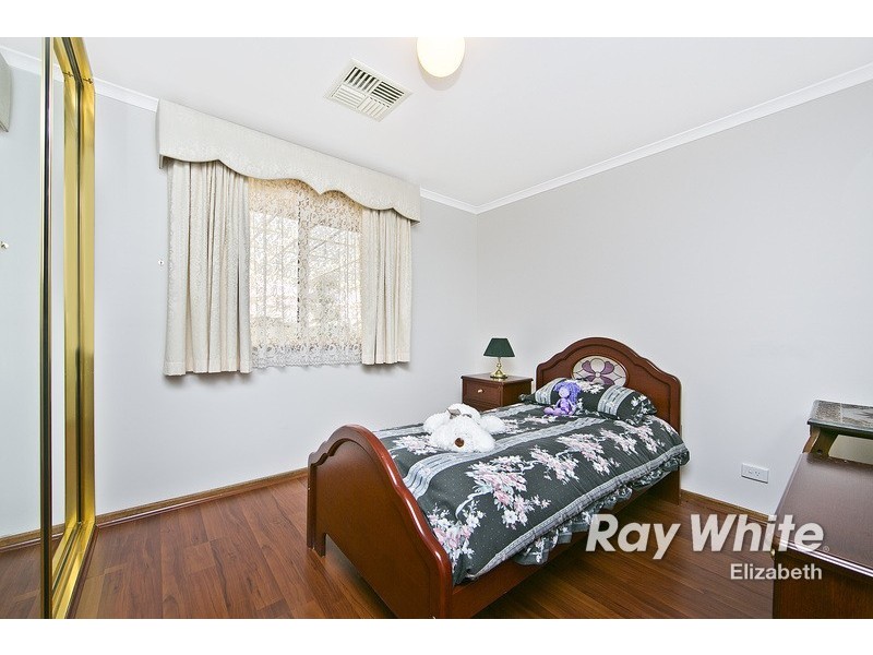 23 Modra Circuit, Hillbank SA 5112