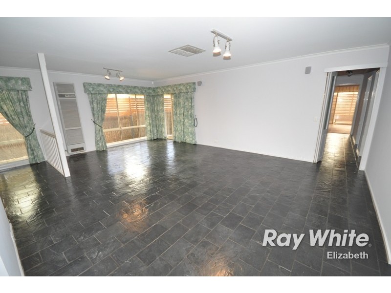 28 Holyoake Court, Hillbank SA 5112