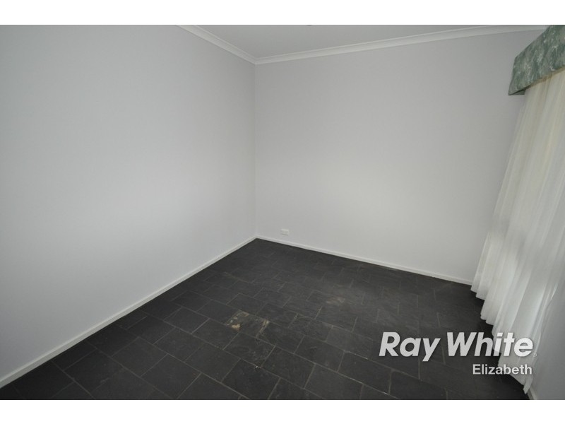 28 Holyoake Court, Hillbank SA 5112