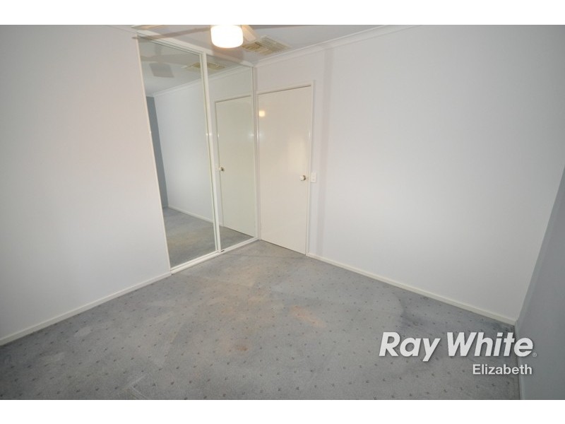 28 Holyoake Court, Hillbank SA 5112