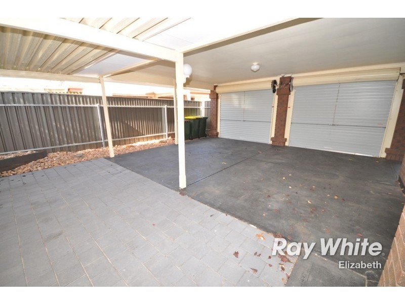 28 Holyoake Court, Hillbank SA 5112