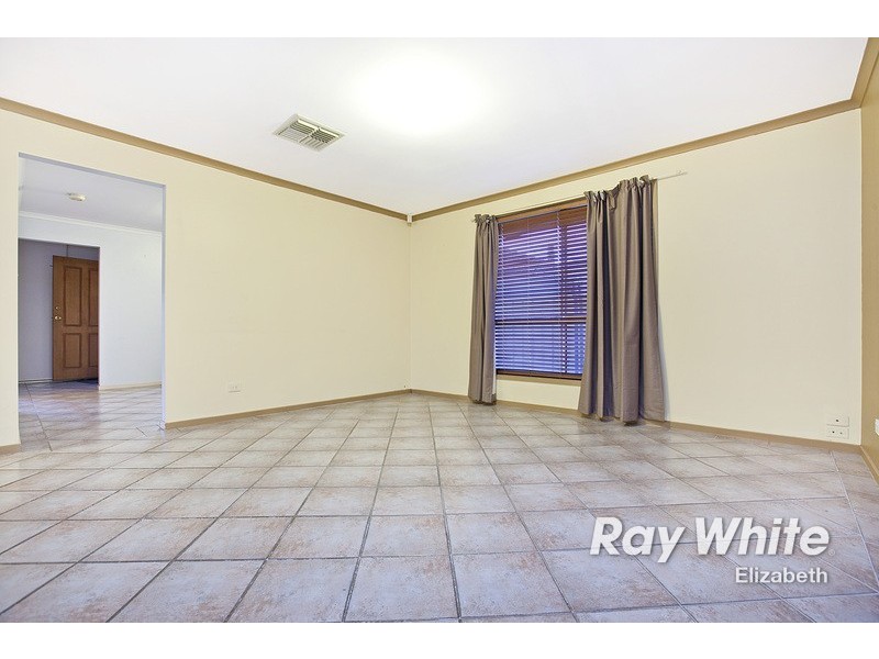9 Crawford Grove, Andrews Farm SA 5114