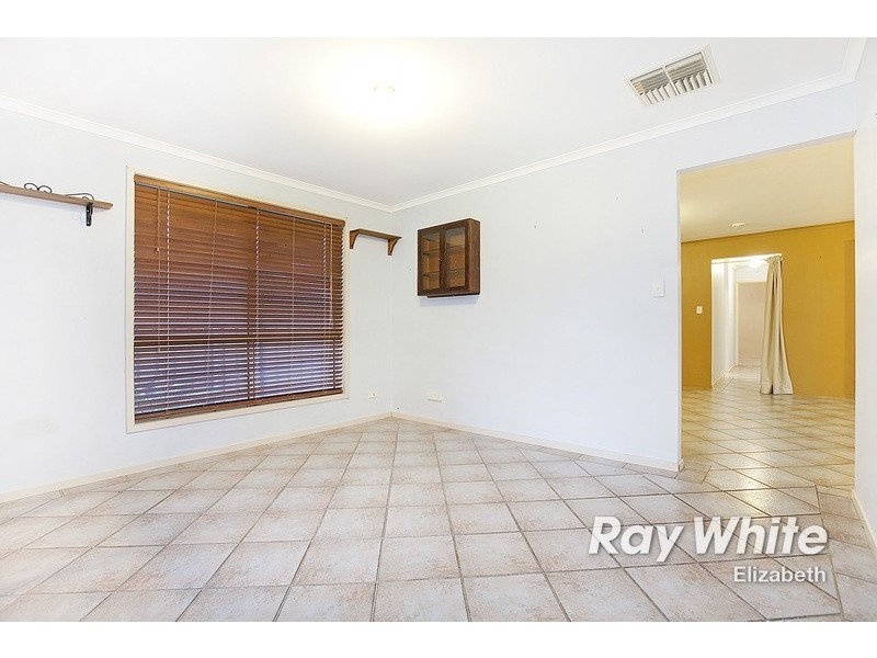 9 Crawford Grove, Andrews Farm SA 5114